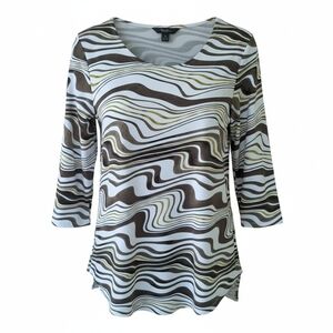 Travelers By Chico's Boho Retro Green Gold White Wavy Line Asymmetrical Hem Top